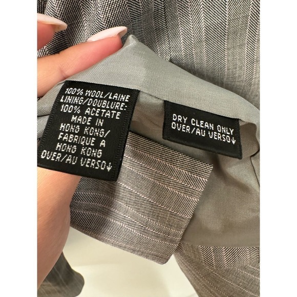 Dana Buchman Wool Gray Pink Pinstriped Single Breaster Blazer Size 8 - Picture 5 of 6